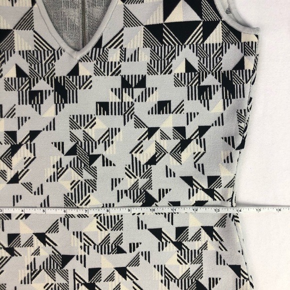 BCBGMaxazria bodycon bandage sleeveless dress Sz M - Picture 7 of 9